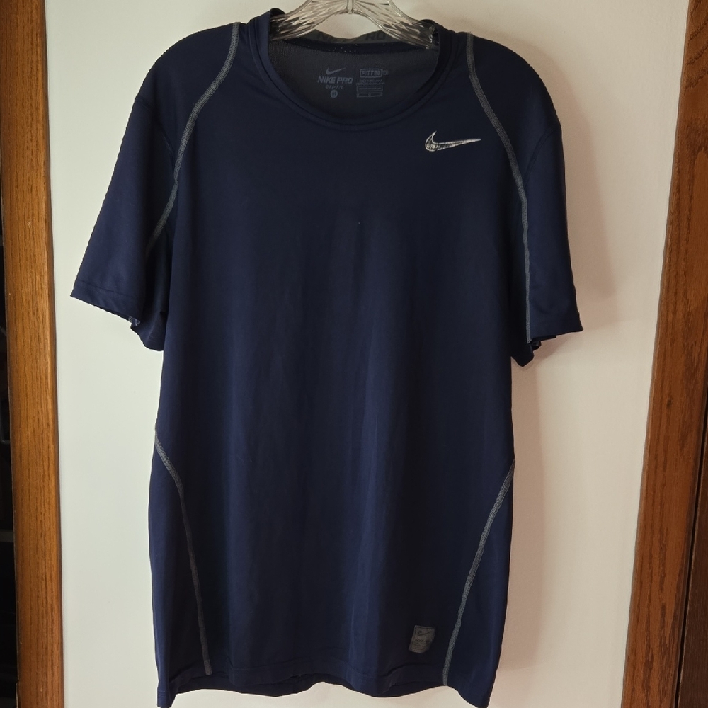 Nike Men's Dark Blue Short Sleeve Tee